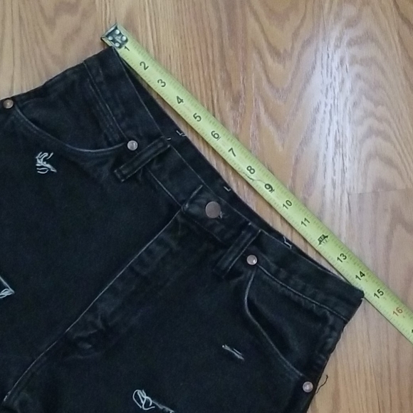 Vgt high waisted Cutoffs wranglers size 31 - Picture 3 of 8